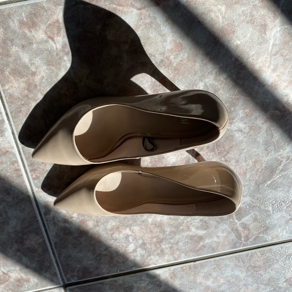 H&M new beige neutral heels leather - Picture 2 of 7